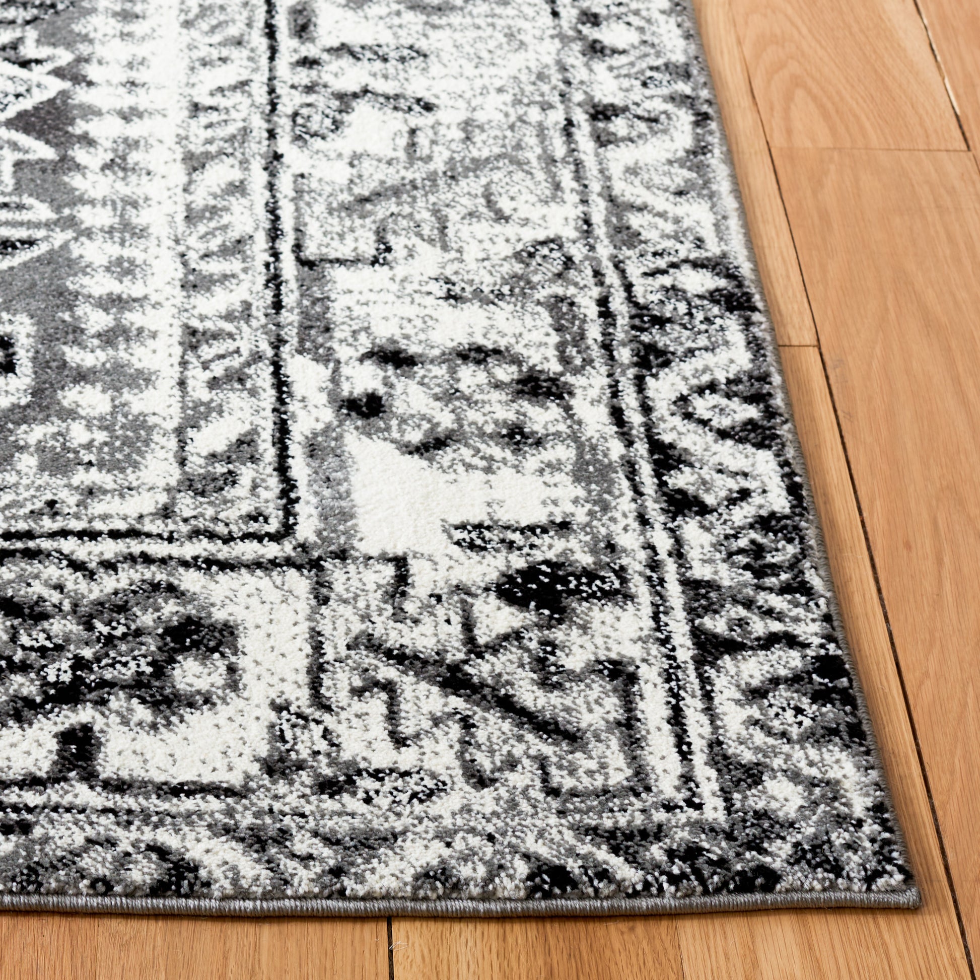 Safavieh Vintage Hamadan Vth211G Grey/Ivory Area Rug