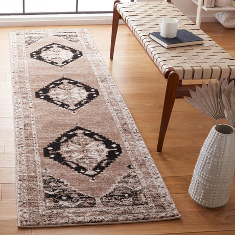 Safavieh Vintage Hamadan Vth228T Brown/Ivory Rugs.