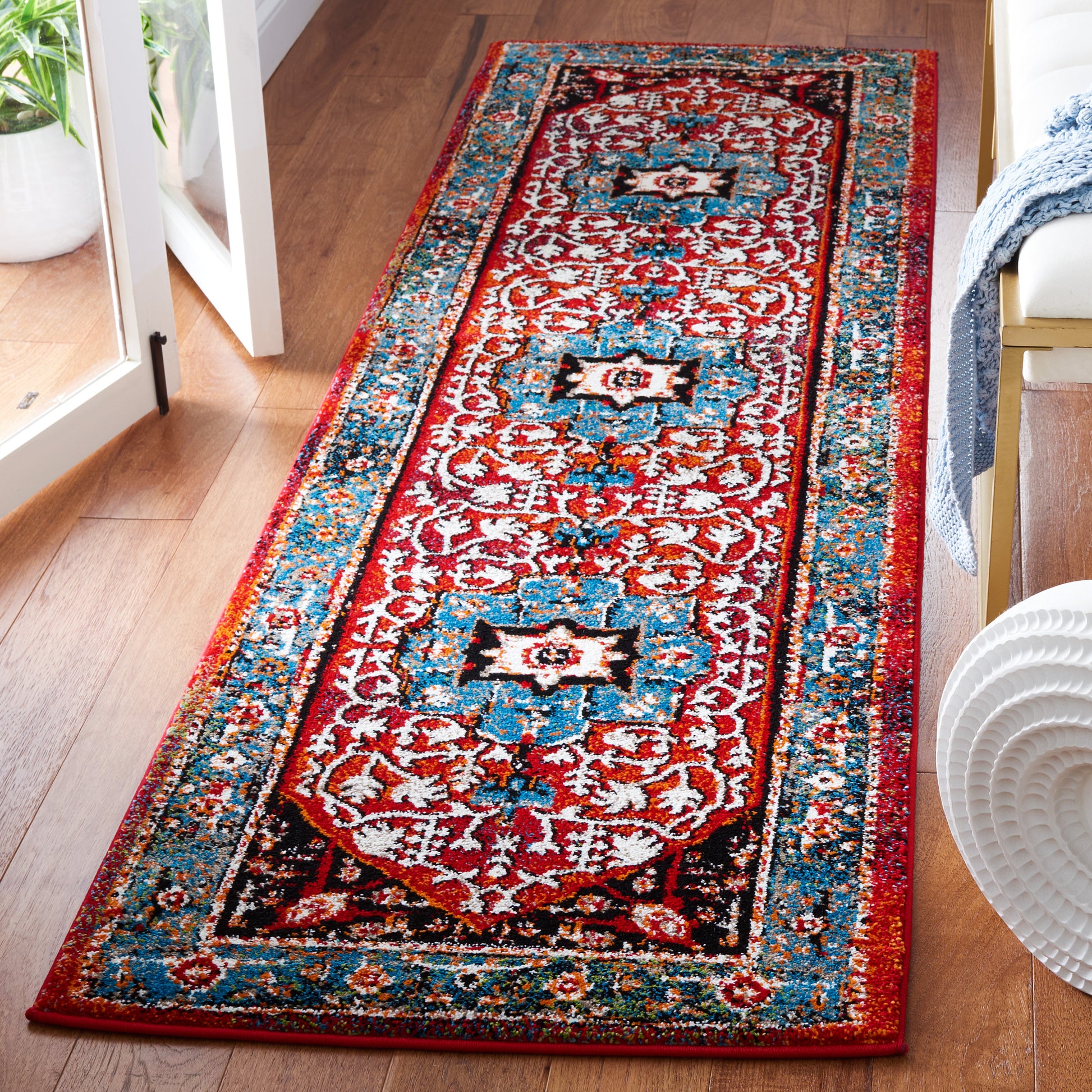 Safavieh Vintage Hamadan Vth259M Blue/Red Area Rug