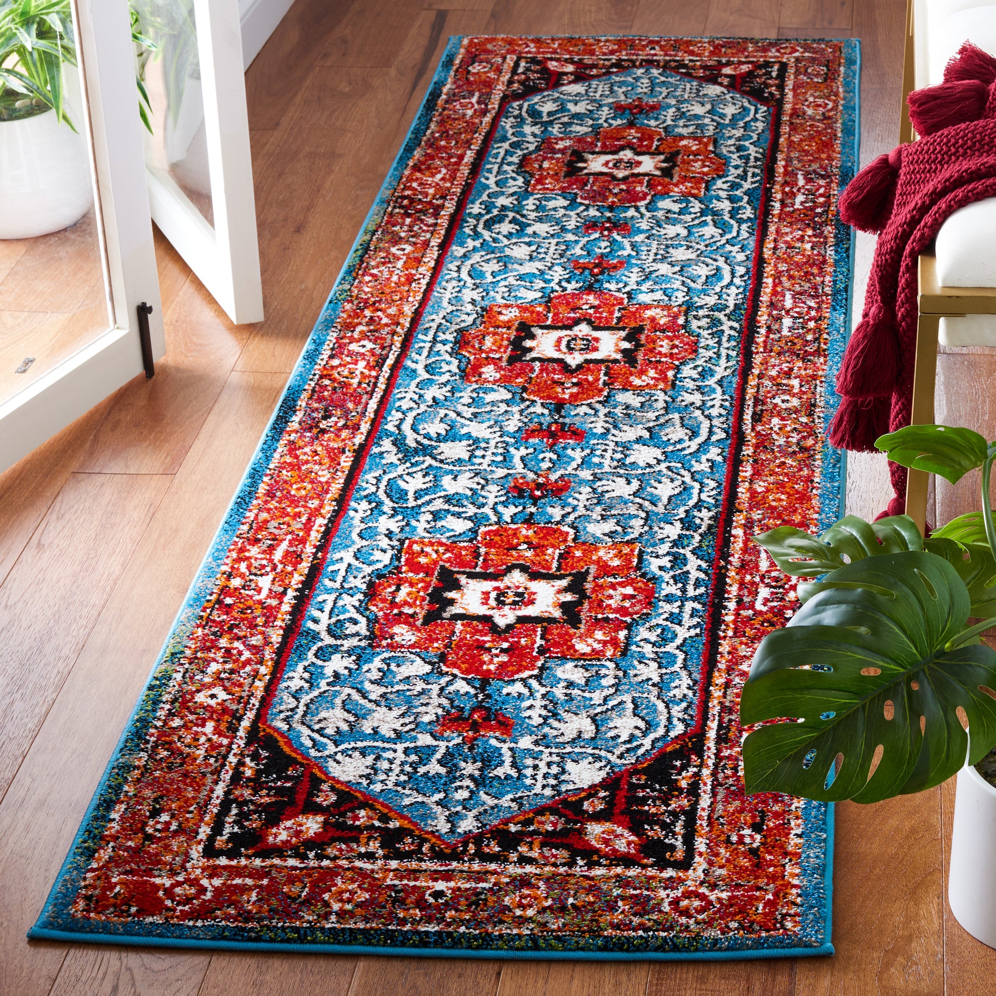 Safavieh Vintage Hamadan Vth259Q Red/Blue Area Rug