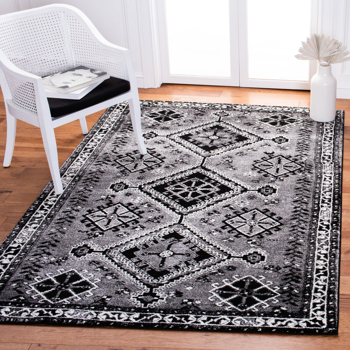 Safavieh Vintage Hamadan Vth293F Grey/Black Rugs.