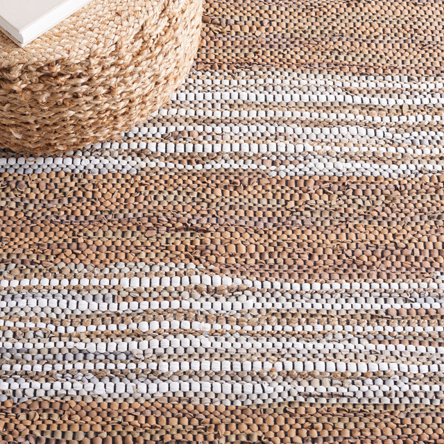Safavieh Vintage Leather Vtl204T Light Brown/Ivory Rug.