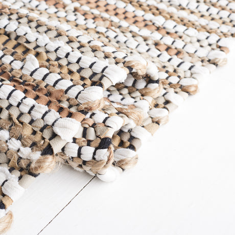 Safavieh Vintage Leather Vtl205B Beige/Ivory Rug.
