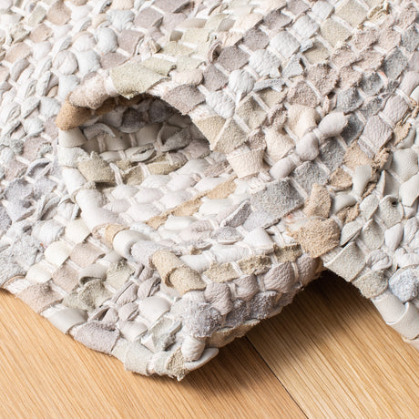 Safavieh Vintage Leather Vtl501B Beige Rugs.
