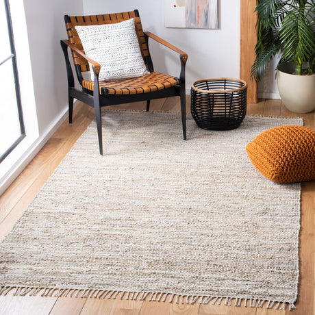 Safavieh Vintage Leather Vtl501B Beige Rugs.