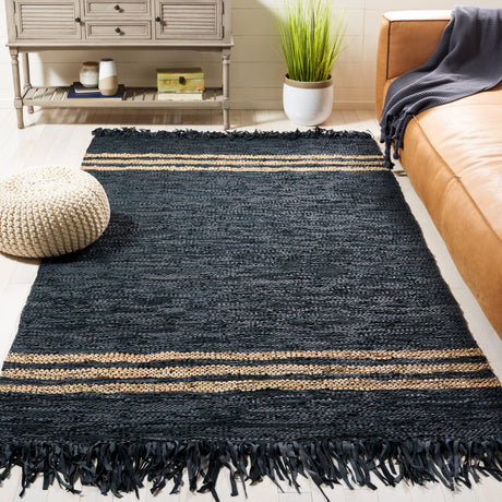 Safavieh Vintage Leather Vtl702Z Black/Beige Rug.