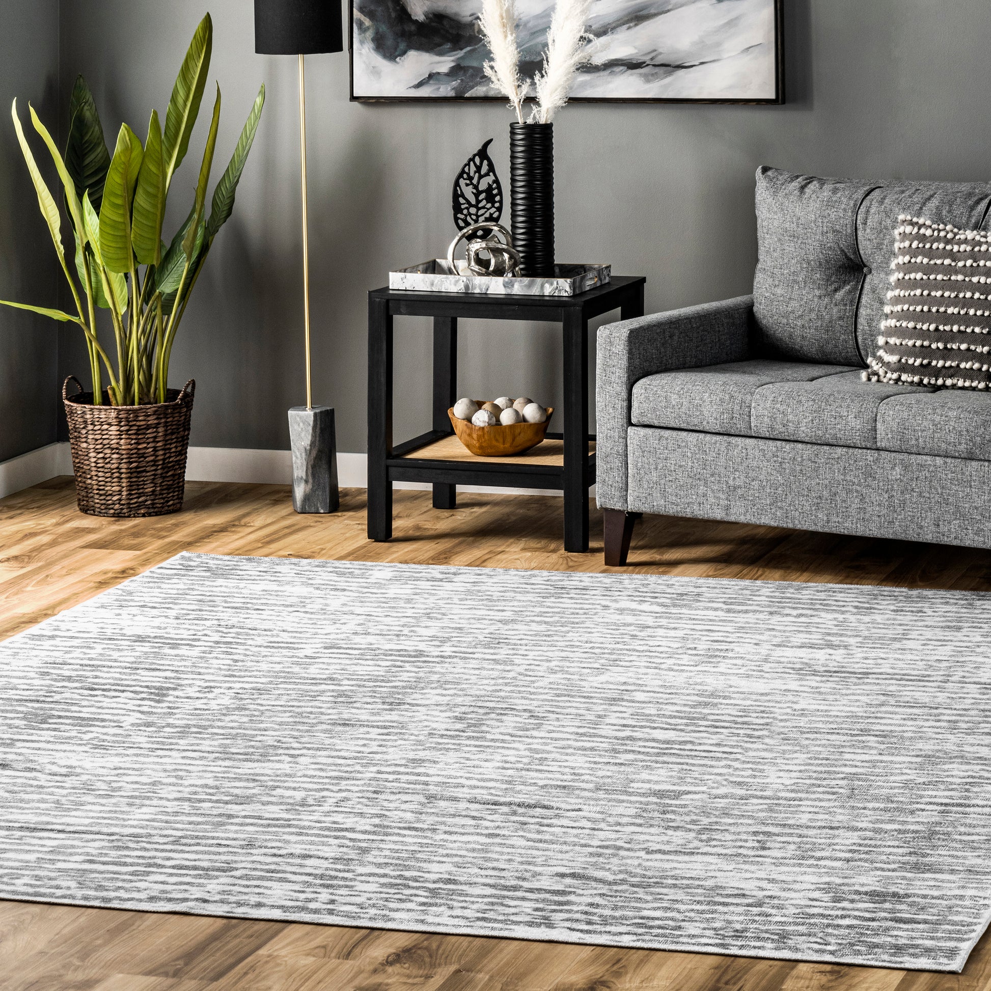 AreaRugs.com Wavaj Nwa1120A Light Gray Area Rug