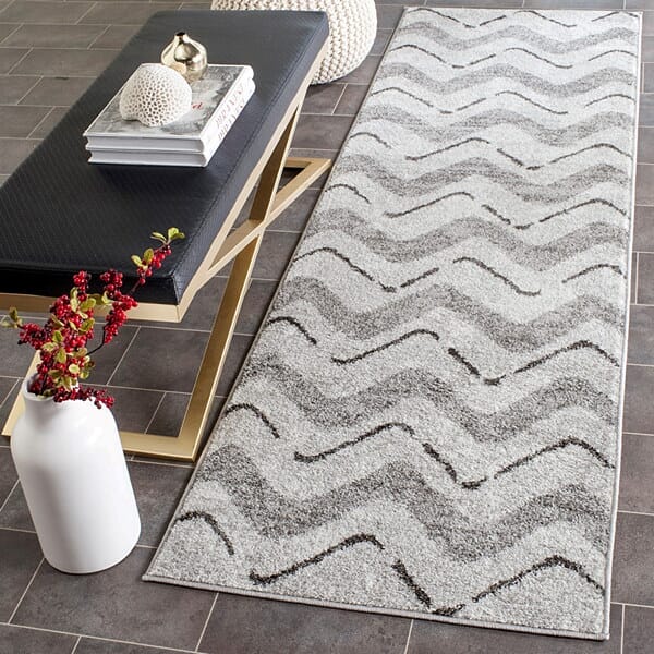 Safavieh Adirondack Adr121P Silver / Charcoal Chevron Area Rug