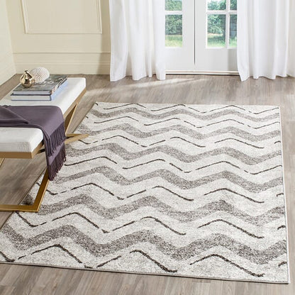 Safavieh Adirondack Adr121P Silver / Charcoal Chevron Area Rug