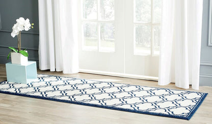 Safavieh Amherst Amt412M Ivory / Navy Geometric Area Rug