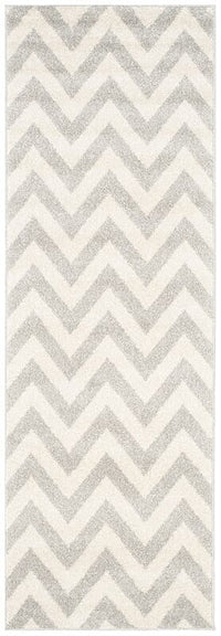 Safavieh Amherst Amt419B Light Grey / Beige Chevron Area Rug