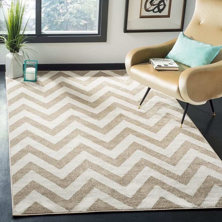 Safavieh Amherst Amt419S Wheat / Beige Chevron Area Rug