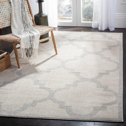 Safavieh Amherst Amt423E Beige / Light Grey Geometric Area Rug