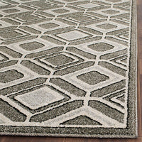 Safavieh Amherst Amt433C Grey / Light Grey Geometric Area Rug