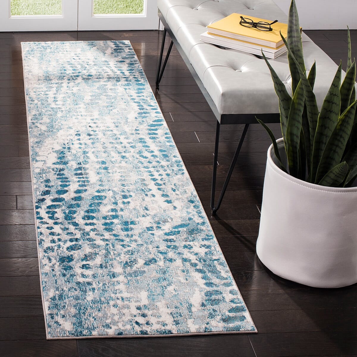 Safavieh Aria Ara121A Cream / Teal Geometric Area Rug