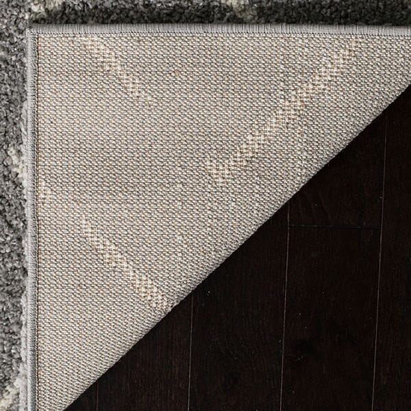 Safavieh Arizona Shag Asg743D Grey / Ivory Geometric Area Rug