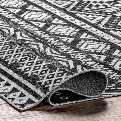 AreaRugs.com Wavaj Nwa1090A Charcoal Area Rug