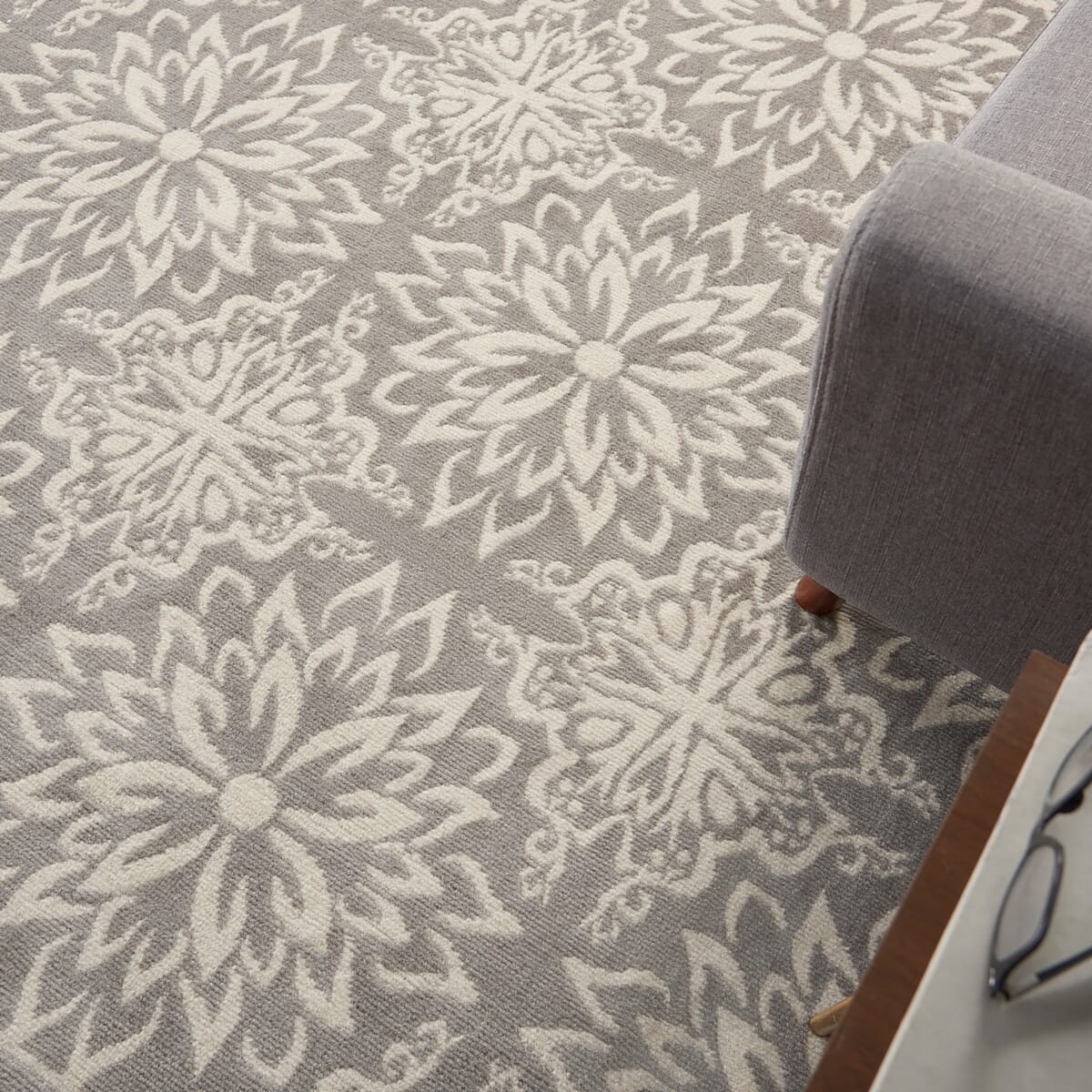 Nourison Jubilant Jub06 Ivory / Grey Damask Area Rug