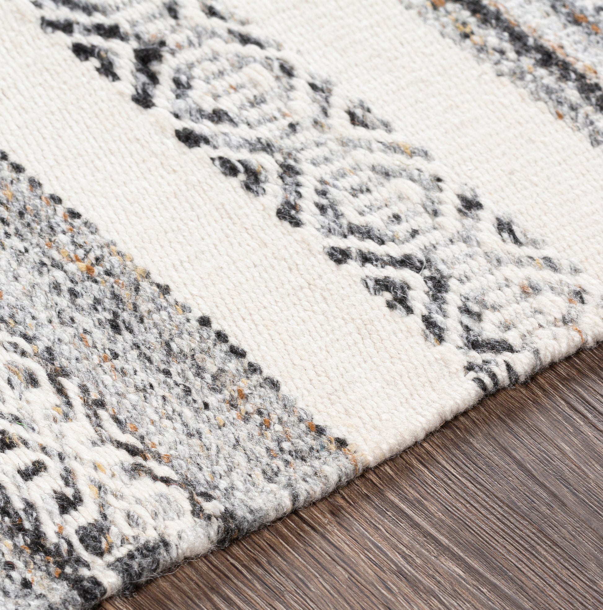 Surya Azalea Aza-2319 Beige, Camel, Charcoal, Black Area Rug