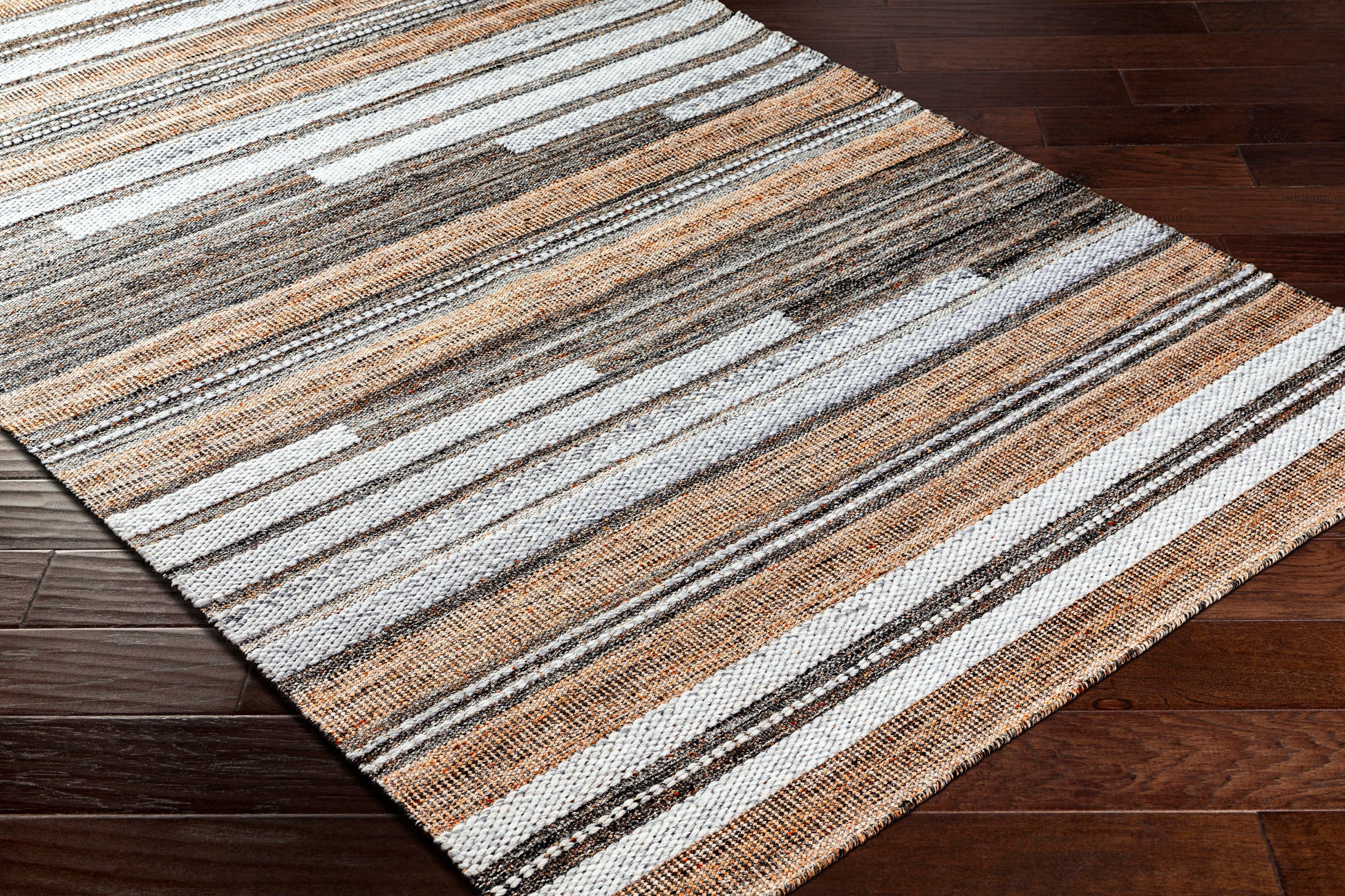 Surya Azalea Aza-2334 Tan & Ivory Area Rug