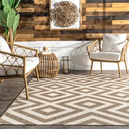 Nuloom Shane Celtic Trellis Nsh2868A Beige Area Rug