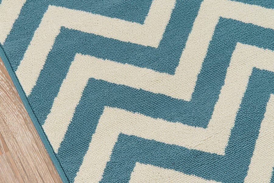 Momeni Baja Baj-9 Blue Chevron Area Rug