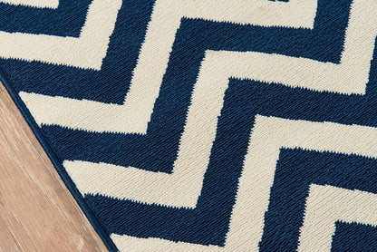 Momeni Baja Baj-9 Navy Chevron Area Rug