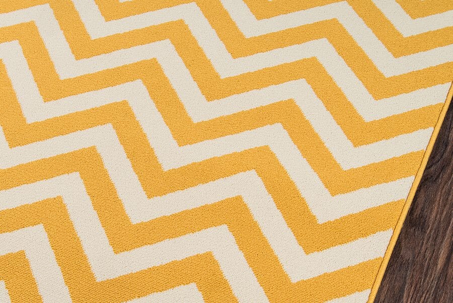 Momeni Baja Chevron Baj-9 Yellow Chevron Area Rug