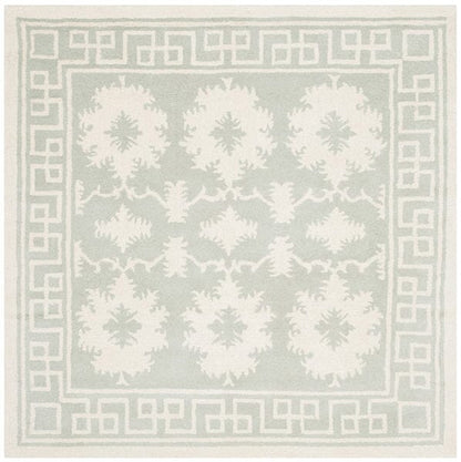 Safavieh Bella Bel132B Grey / Ivory Area Rug