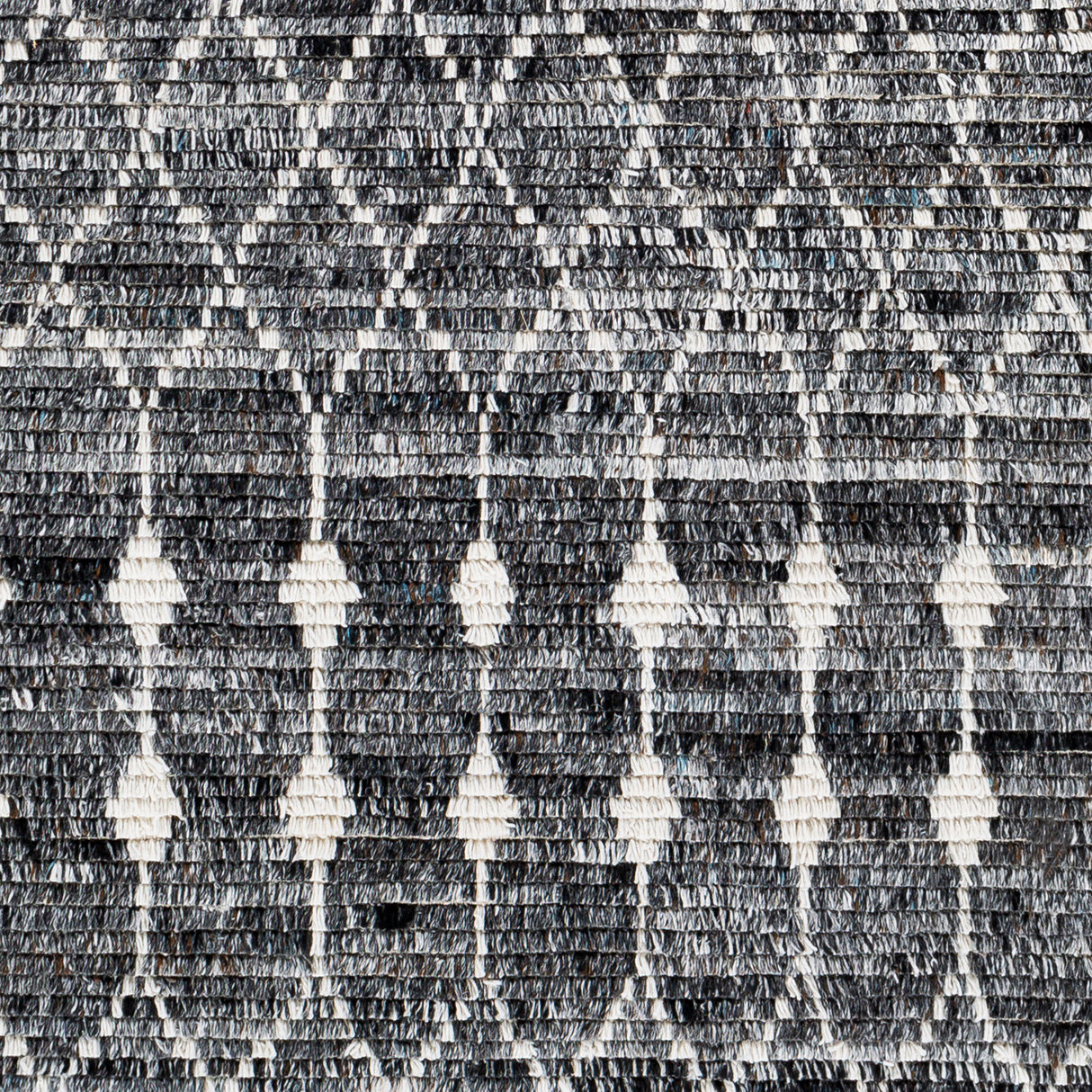 Surya Birch Bhc-2301 Charcoal, Medium Gray, Taupe, Light Gray Rugs.