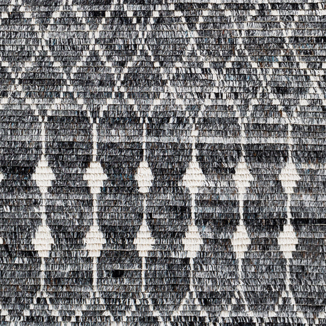 Surya Birch Bhc-2301 Charcoal, Medium Gray, Taupe, Light Gray Rugs.