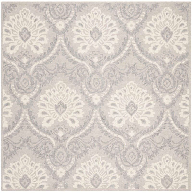 Safavieh Blossom Blm106A Light Grey / Ivory Damask Area Rug