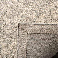 Safavieh Blossom Blm106G Silver / Ivory Damask Area Rug