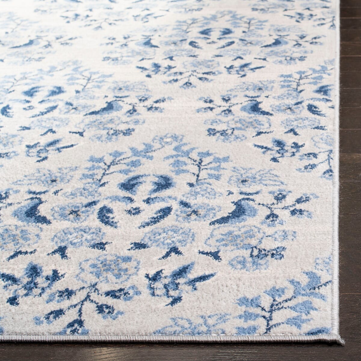 Safavieh Brentwood Bnt856D Cream / Blue Damask Area Rug