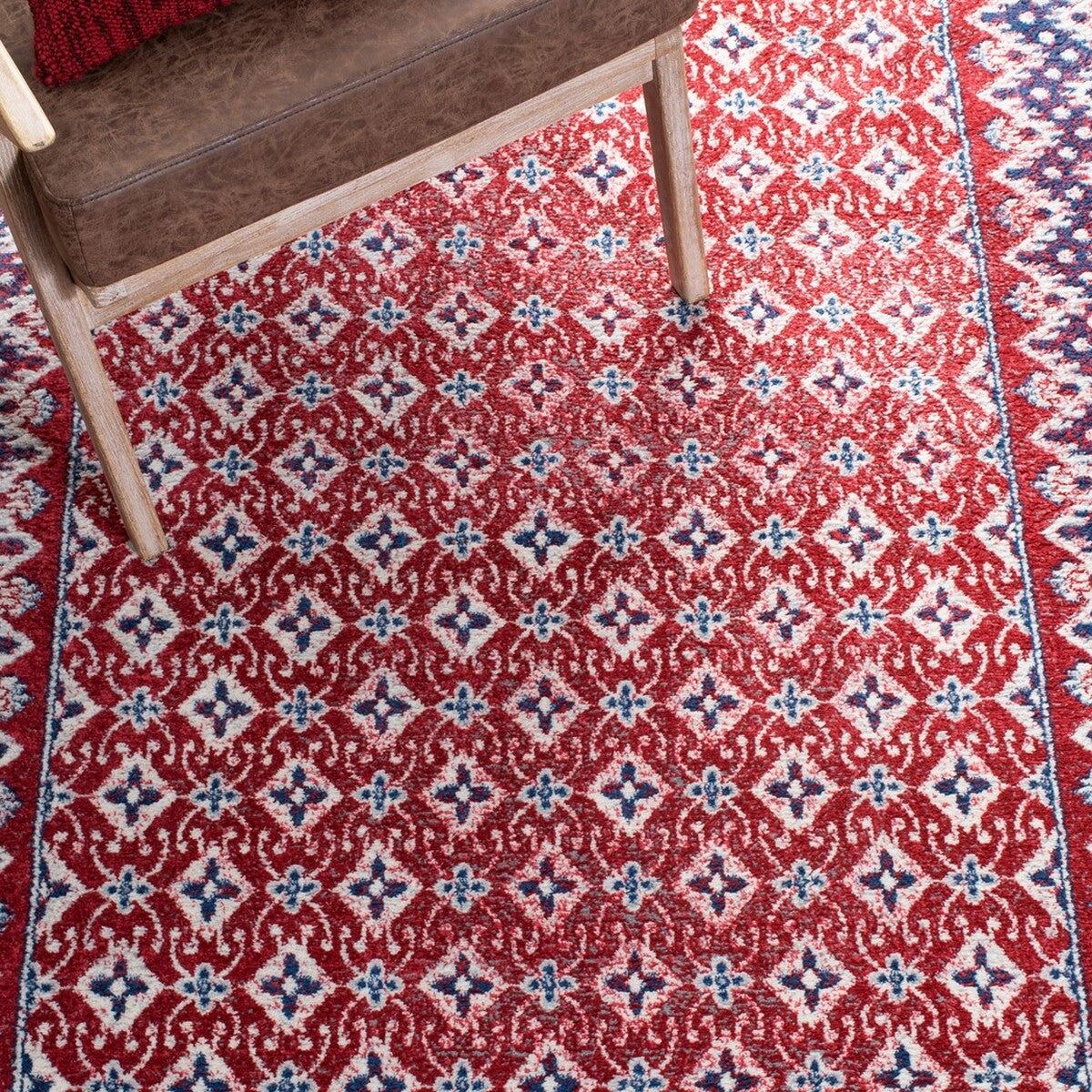 Safavieh Brentwood Bnt899Q Red/Ivory Area Rug