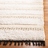 Safavieh Boston Bos101A Ivory / Beige Striped Area Rug