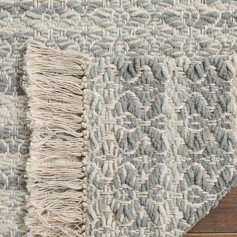 Safavieh Boston Bos707A Grey / Ivory Geometric Area Rug