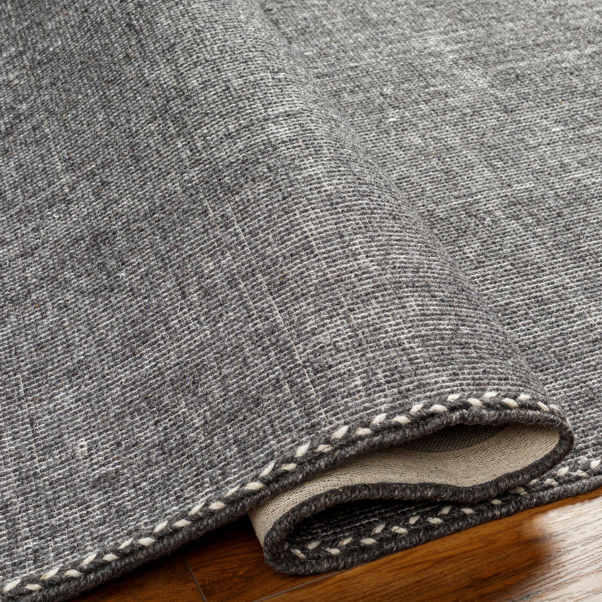 Surya Bushra Bus-2301 Black Rug.
