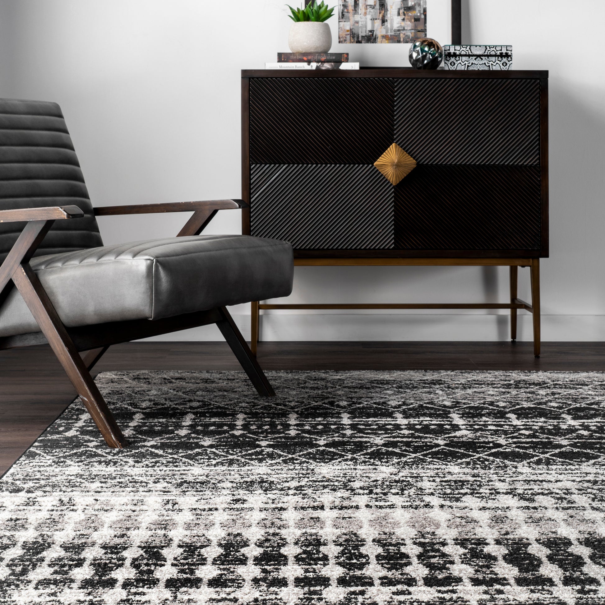 Nuloom Moroccan Blythe Nmo3123A Black Area Rug