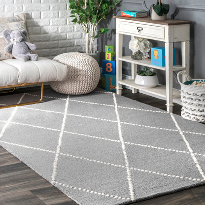 Nuloom Elvia Nel2746F Light Gray Area Rug