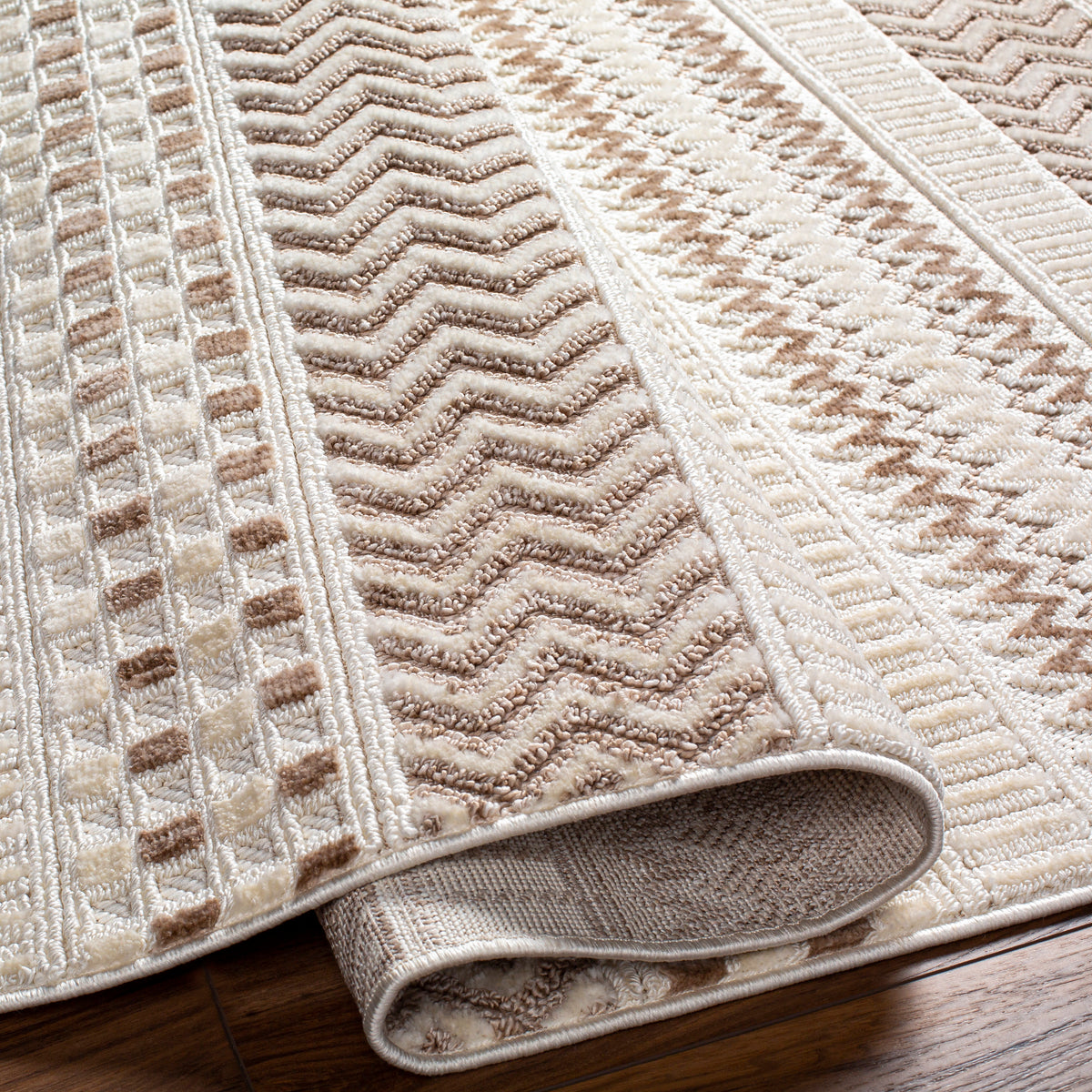Surya Broadway Bwy-2302 Tan & Ivory Rug.