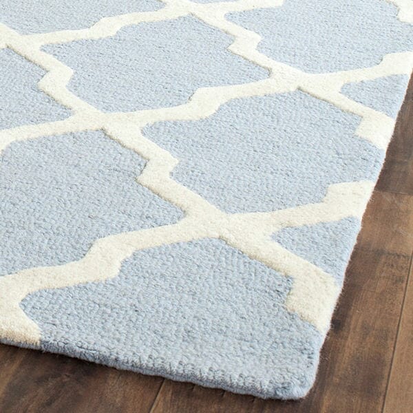 Safavieh Cambridge Cam121A Light Blue / Ivory Geometric Area Rug