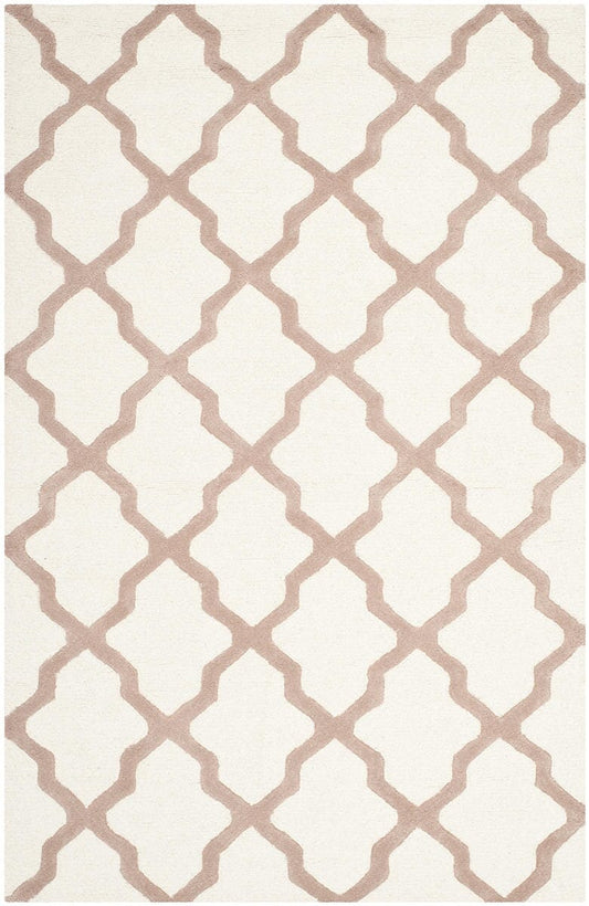 Safavieh Cambridge Cam121P Ivory / Beige Geometric Area Rug