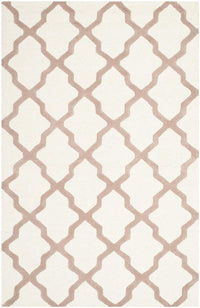 Safavieh Cambridge Cam121P Ivory / Beige Geometric Area Rug