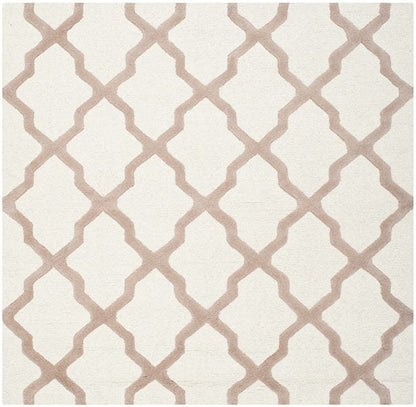 Safavieh Cambridge Cam121P Ivory / Beige Geometric Area Rug