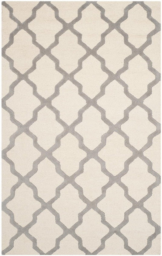 Safavieh Cambridge Cam121Y Ivory / Silver Geometric Area Rug