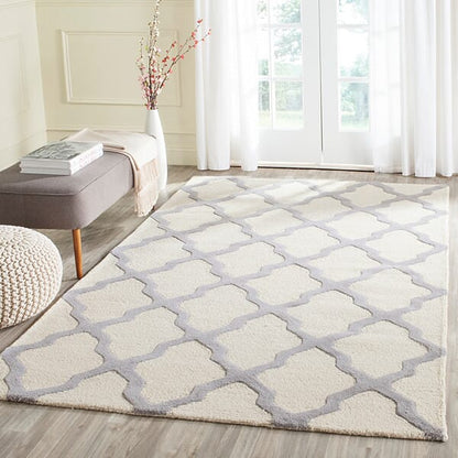 Safavieh Cambridge Cam121Y Ivory / Silver Geometric Area Rug