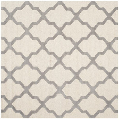 Safavieh Cambridge Cam121Y Ivory / Silver Geometric Area Rug