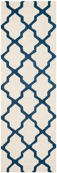 Safavieh Cambridge Cam121Z Ivory / Navy Geometric Area Rug