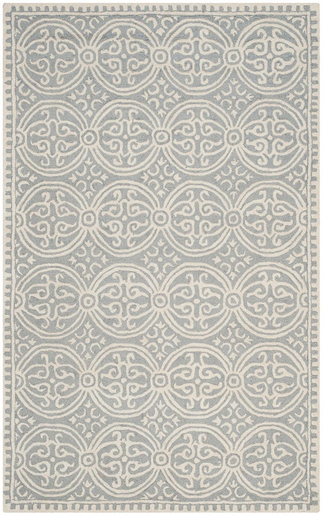 Safavieh Cambridge Cam123D Silver / Ivory Rugs.